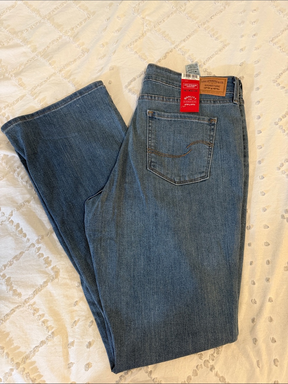 Levi's women’s midrise boot cut jeans 14 long nwt